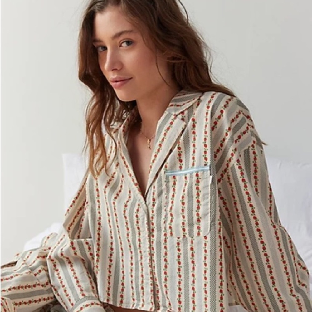 urban outfitters pajama party set